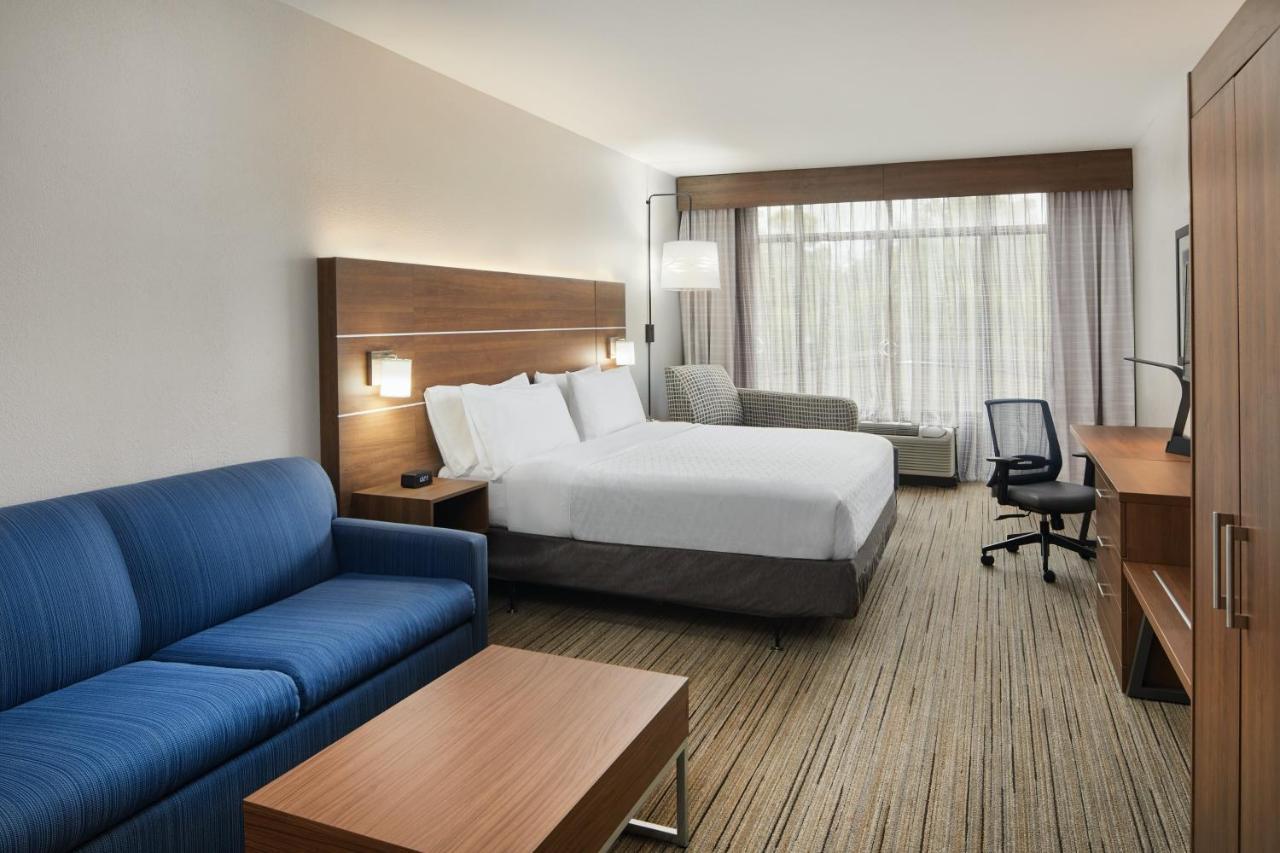 Holiday Inn Express Hotel & Suites Pensacola-West Navy Base By Ihg Beach Haven Habitación foto